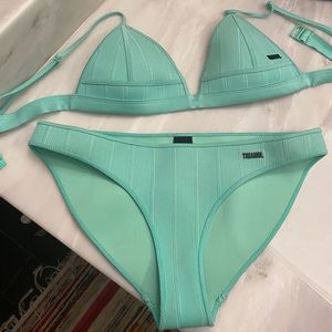 Triangl Bikini